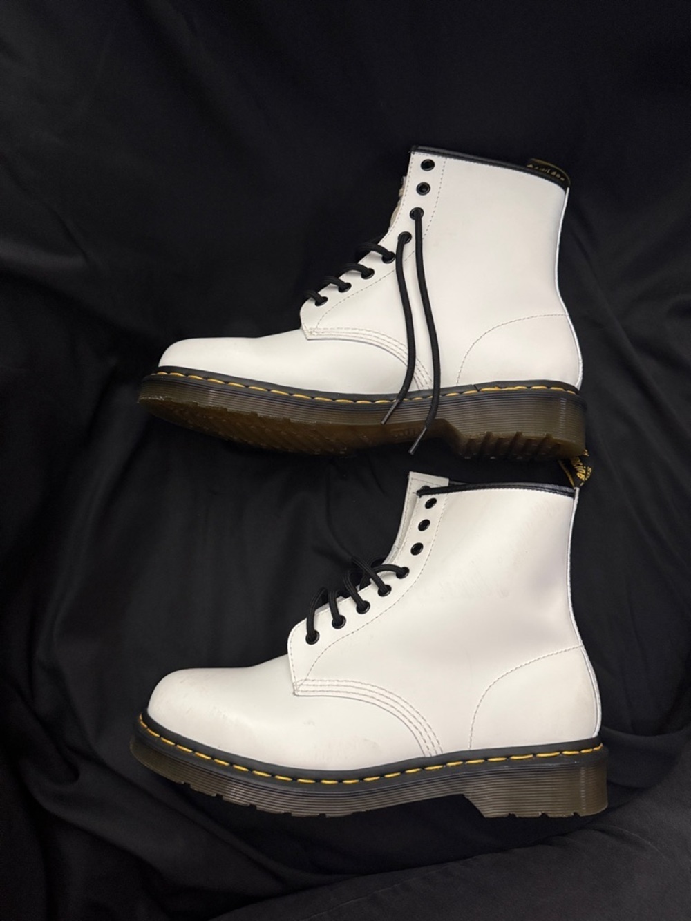 Dr. Martens White Leather Lace-Up Boots with Yellow Stitching Size 10 Brand New! - Picture 5 of 10